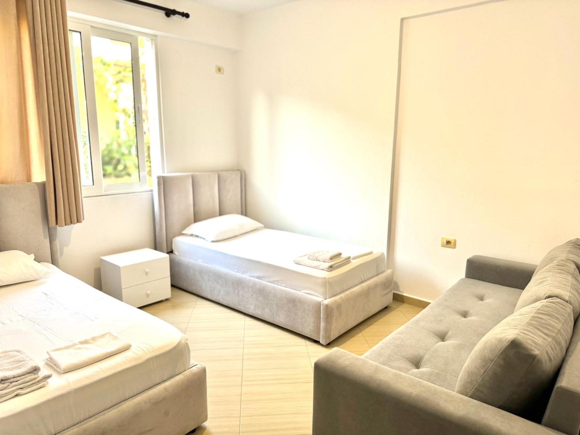Amar'S Apartments Sarandë Esterno foto
