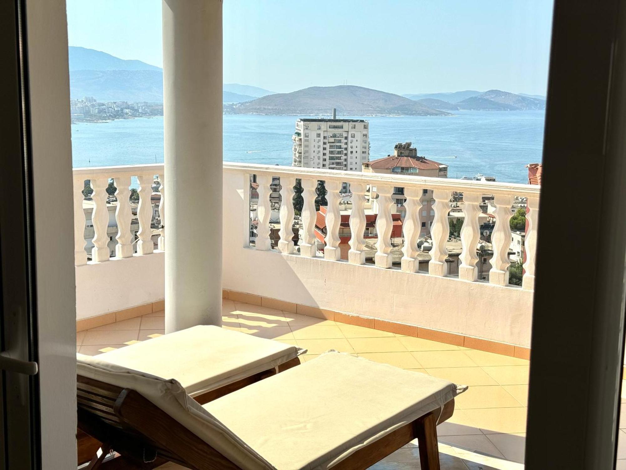 Amar'S Apartments Sarandë Esterno foto