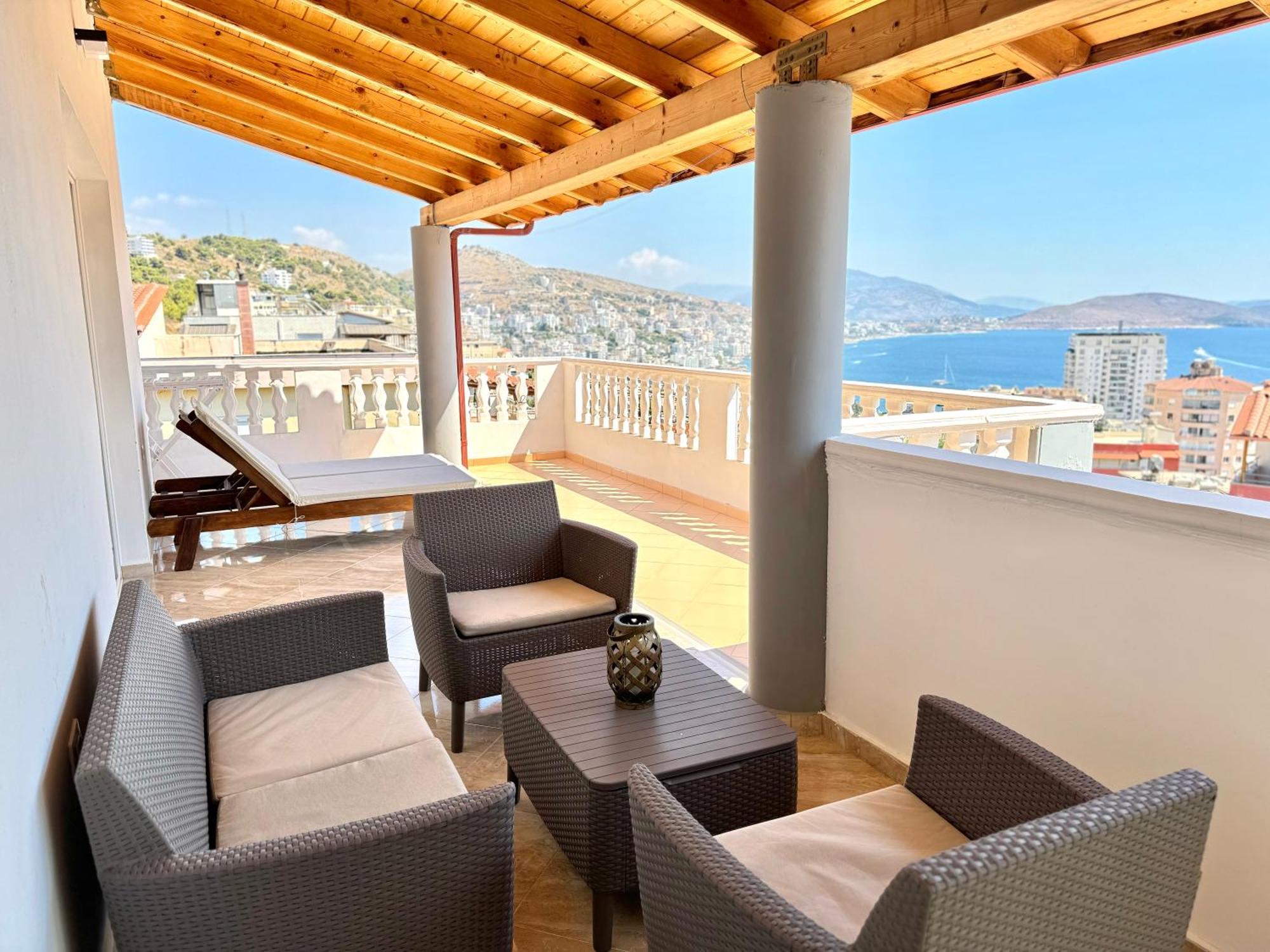 Amar'S Apartments Sarandë Esterno foto